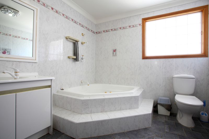Cost of Bathtub Installation in Trumbull, CT